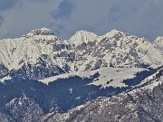 65 Zoom verso Pegherolo (2369 m)  e Monte Secco (2293 m)